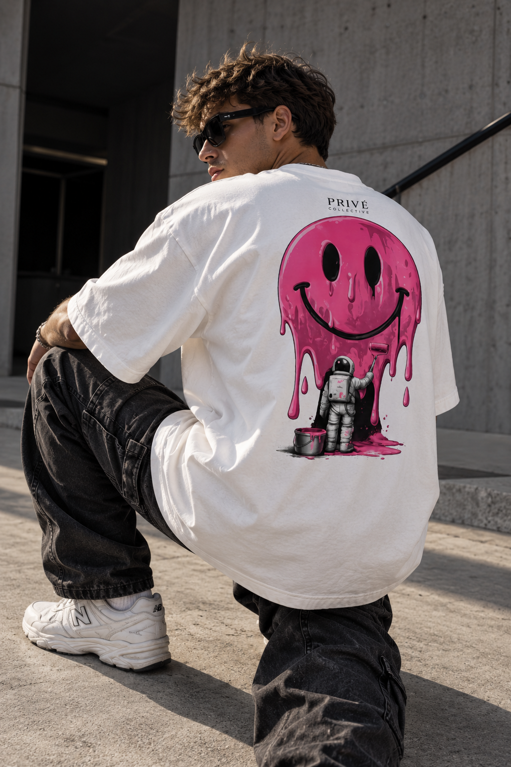 SPACEMAN – Premium Oversize T-Shirt