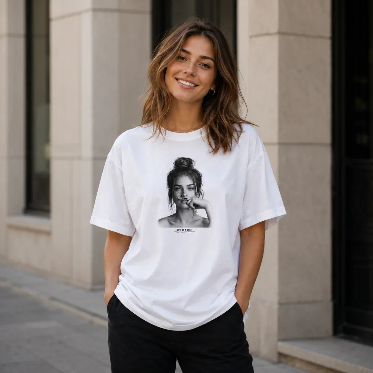 Relaxed T-Shirt – Mustache - PRIVE COLLECTIVE