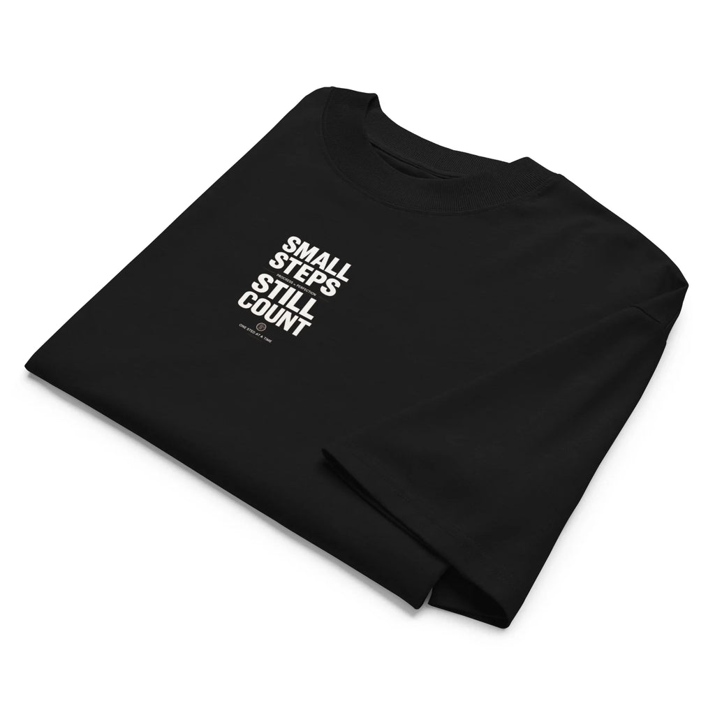 Small Steps T-Shirt PRIVÉ COLLECTIVE